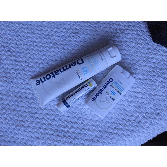 Dermatone SPF Travel Reef Safe kit Prevents Skin Cancer - Picture 6 of 10